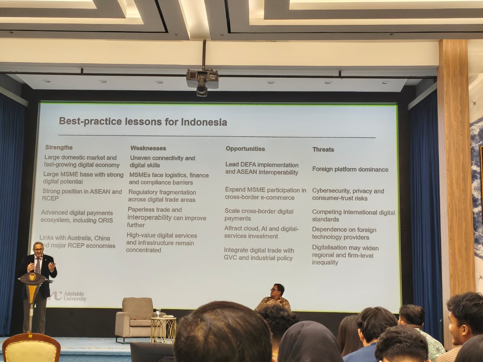 Digital Trade dalam Kawasan RCEP: Implikasi bagi Daya Saing dan Pembangunan Ekonomi Indonesia 2 WhatsApp Image 2026 09 18 at 16.20.33